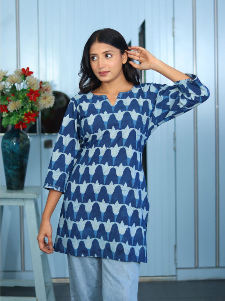 Rooted in Tradition, Made for Everyday Life – Indigo Short Kurti